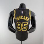 camiseta lakers negra dorsal 95