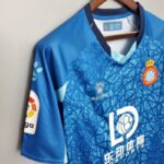 Segunda equipación RCD Espanyol 2020/21 diseño lateral
