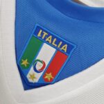 camiseta italia 2006 escudo en el cuello