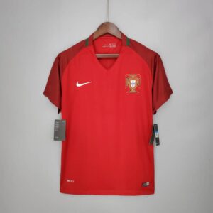 Camiseta local Retro Portugal 2018