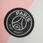 camiseta psg blanca y rosa escudo camiseta psg blanca y rosa escudo
