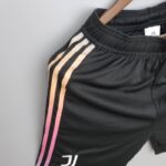 Pantalón Corto segunda equipación Juventus 2122