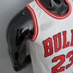 Camiseta Chicago Bulls “75th Anniversary” White edition