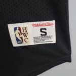 Camiseta Mitchellness 76ers Black N°. 3 Iverson Retro Mesh