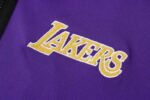 Logo Lakers amarillo chandal lakers morado con capucha