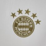 Camiseta Bayern Munich segunda equipación 2022-2023 versión fan escudo
