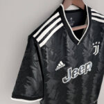 PECHO LATERAKL Camiseta Juventus Segunda Equipación 20222023 versión aficionado PECHO LATERAKL Camiseta Juventus Segunda Equipación 20222023 versión aficionado
