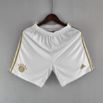 Pantalón corto Bayern Munich segunda equipación 2022-2023 frontal Pantalón corto Bayern Munich segunda equipación 2022-2023 frontal