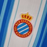 Camiseta Espanyol primera equipación 2022 - 2023 versión fan escudo Camiseta Espanyol primera equipación 2022 - 2023 versión fan escudo