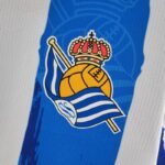 Camiseta Real Sociedad primera equipación 2022 - 2023 versión fan escudo Camiseta Real Sociedad primera equipación 2022 - 2023 versión fan escudo