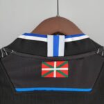 Camiseta Real Sociedad segunda equipación 2022 - 2023 versión fan cuello posterior
