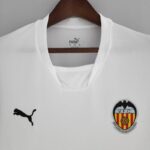 Camiseta Valencia primera equipación 2022-2023 versión fan pecho Camiseta Valencia primera equipación 2022-2023 versión fan pecho