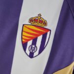 Camiseta Valladolid primera equipación 2022 - 2023 versión fan escudo Camiseta Valladolid primera equipación 2022 - 2023 versión fan escudo