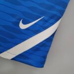 Pantalón corto azul Barcelona entrenamiento 2021-2022 marca