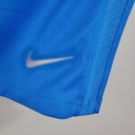 Pantalón corto azul Barcelona primera equipación 2021-2022 marca Pantalón corto azul Barcelona primera equipación 2021-2022 marca