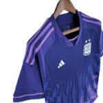 Camiseta alternativa de Argentina color violeta lateral