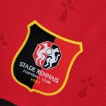Primera equipacion Rennes Escudo Primera equipacion Rennes Escudo