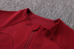 Cuello de la chaqueta del chándal Granate del Liverpool 2022-2023