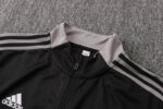 Cuello de la chaqueta del chándal negro de la Juventud 2022-2023 Cuello de la chaqueta del chándal negro de la Juventud 2022-2023