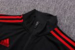 Cuello del chándal negro del FC Bayern München 2022-2023 Cuello del chándal negro del FC Bayern München 2022-2023