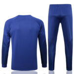 Dorso del conjunto de chándal azul de la FC Barcelona 2022-2023