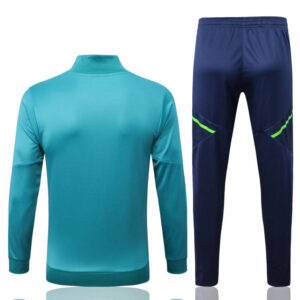 Dorso del conjunto de chándal verde del Juventus 2022-2023 1