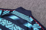 Dorso del cuello del chándal azul oscuro del Manchester CDorso del cuello del chándal azul oscuro del Manchester City 2022-2023ity 2022-2023