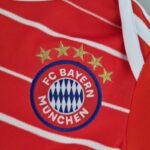 Body del Bayern Munich primera equipación 2022-2023 escudo Body del Bayern Munich primera equipación 2022-2023 escudo