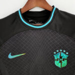 Camiseta Brasil Concepto 2022 negro cuello