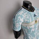 Camiseta Clásica Argentina 2022-2023 Versión Jugador lateral Camiseta Clásica Argentina 2022-2023 Versión Jugador lateral