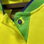 Camiseta local de Brasil mujer versión fan 22-23 cuello Camiseta local de Brasil mujer versión fan 22-23 cuello