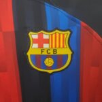 Camiseta Barcelona x Drake 2022-2023 Local escudo