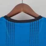Camiseta Newcastle alternativa 2022-2023 dorso del cuello Camiseta Newcastle alternativa 2022-2023 dorso del cuello