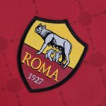 Camiseta AS Roma primera equipación 2022-2023 escudo
