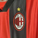 camiseta retro ac milan escudo