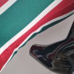 camiseta fluminense lateral