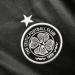 celtic segunda equipacion escudo