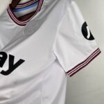 segunda equipación del west ham lateral