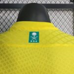 camiseta de al nassr 2024 cuello anterior
