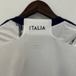 camiseta de italia 2023 cuello anterior