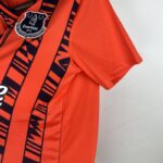 segunda equipacion everton lateral