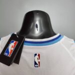 camiseta lakers blanco retro night cuello anterior camiseta lakers blanco retro night cuello anterior