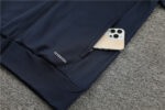 chandal real madrid azul bolsillo de la chaqueta