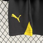 pantalon corto dortmund negra logo puma