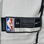 camiseta raptors blanca etiqueta camiseta raptors blanca etiqueta