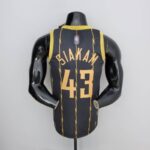 camiseta-raptors-negra-y-dorada-dorsal-siakam-43