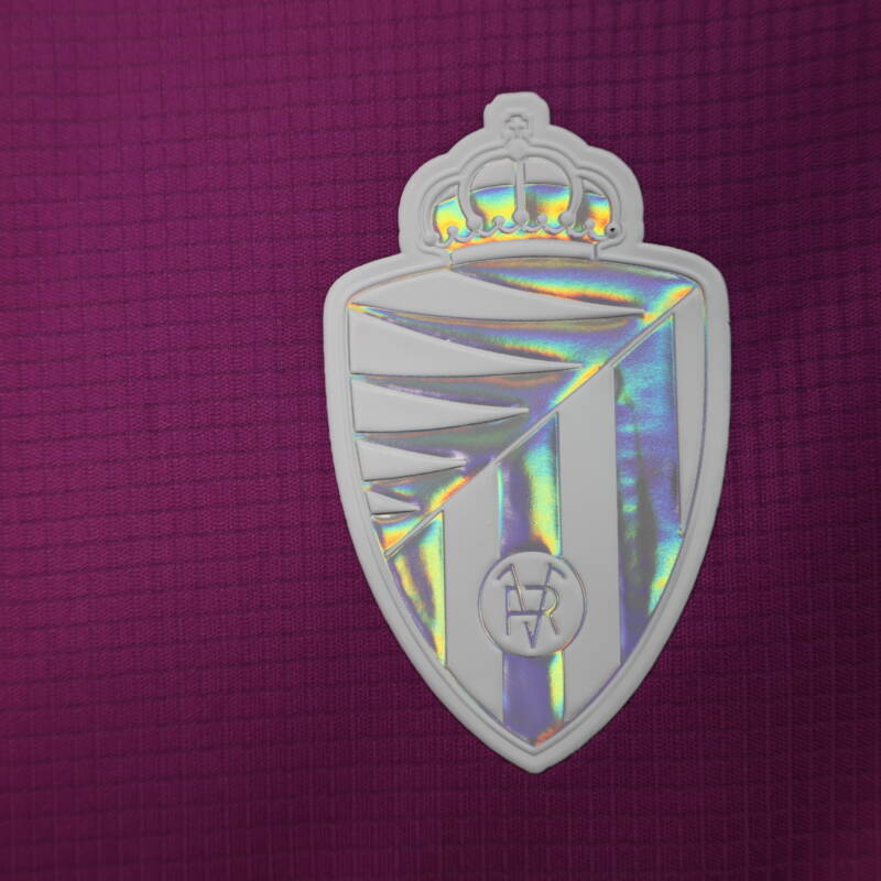 camiseta real valladolid 2024 escudo