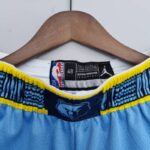 pantalon corto memphis celeste cintura y etiqueta