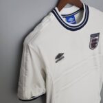 camiseta inglaterra 2000 pecho