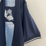 segunda equipacion real sociedad 2024 lateral